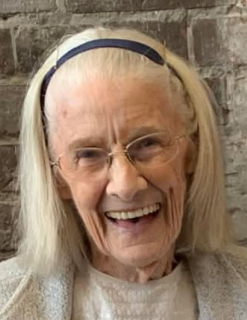 Eva Anna Chilton Profile Photo