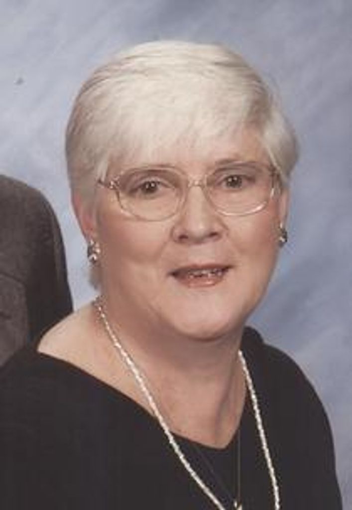 Carolyn Lee (Froehlich)  Miller