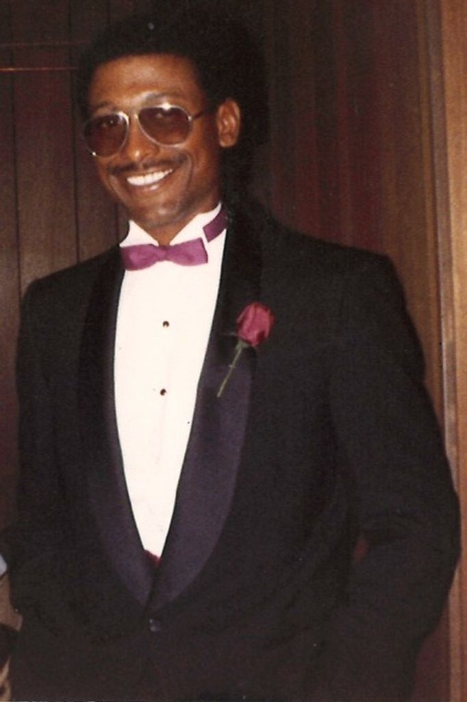 Carl E Jones