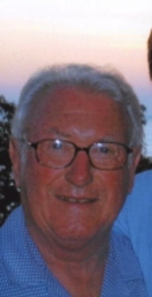 Donald  E. JOHNSON  Jr.
