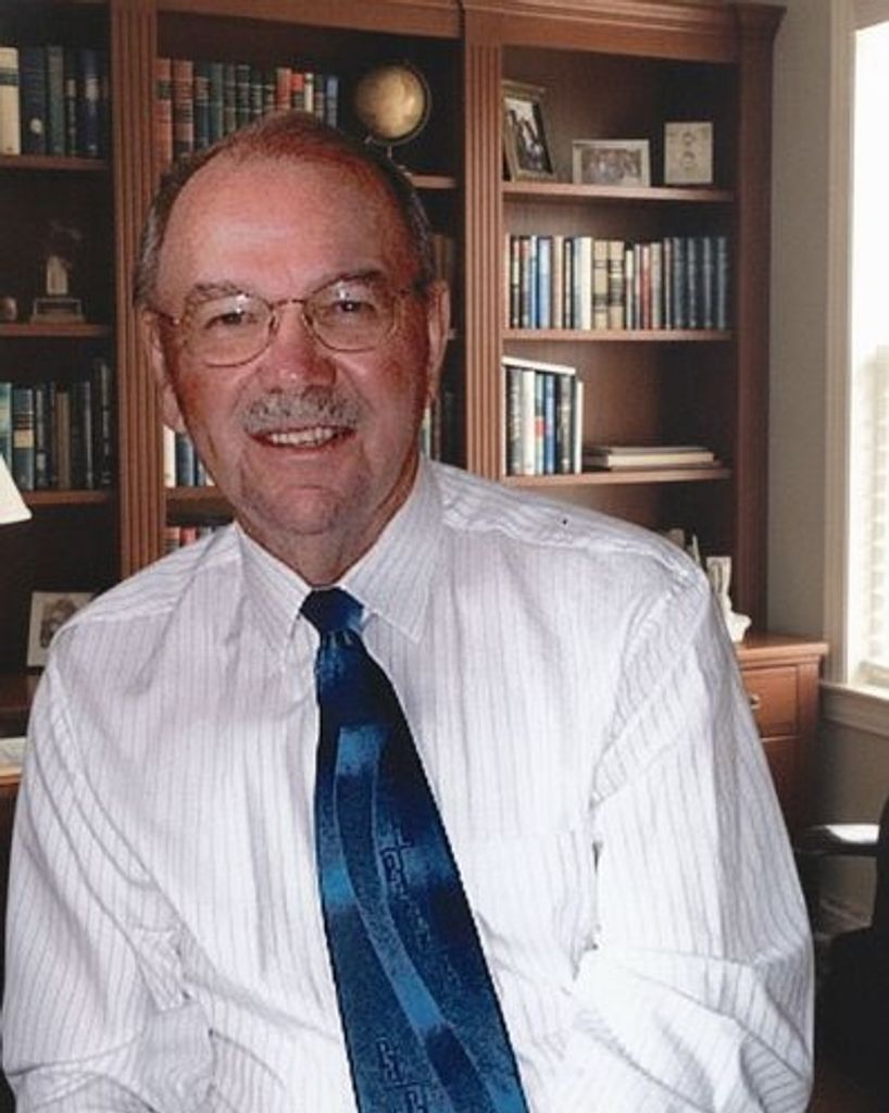 Lloyd E. Fuller Profile Photo