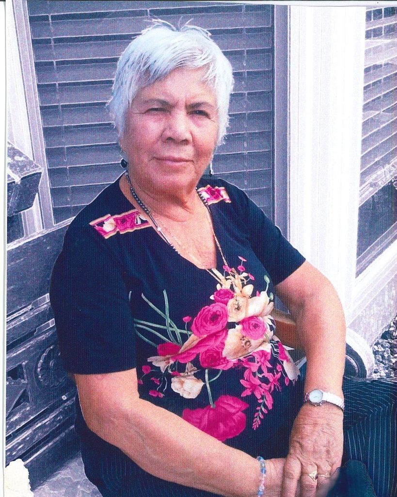 Consuelo De Luna Profile Photo