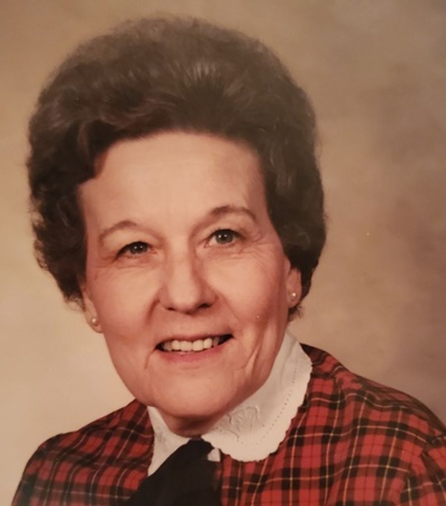 Nell Smith Profile Photo