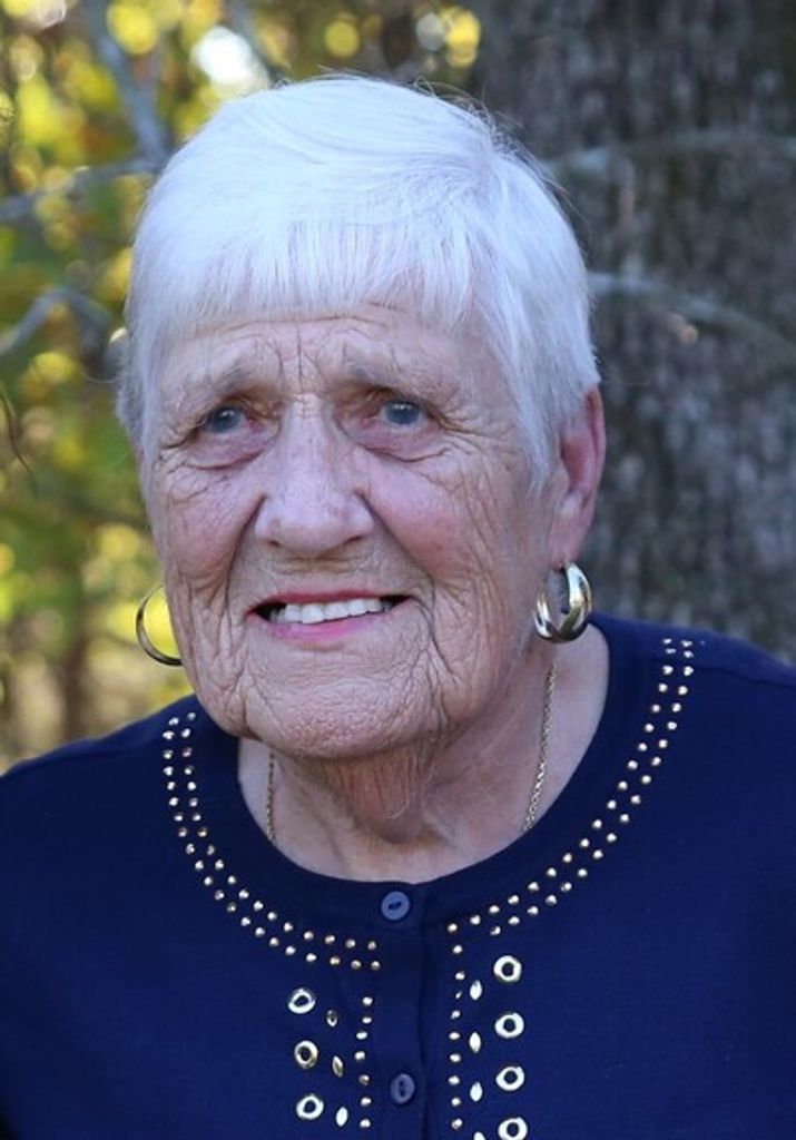 Nadean Reynolds Profile Photo