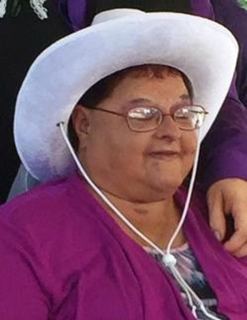 Christine Sandra Hull-Fernandez Profile Photo