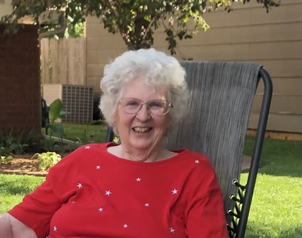 Linda D Nicholas Profile Photo