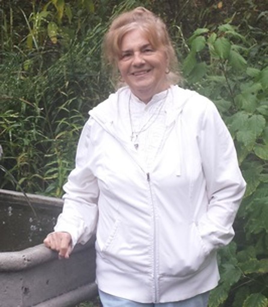 Rosemarie Calderon Profile Photo