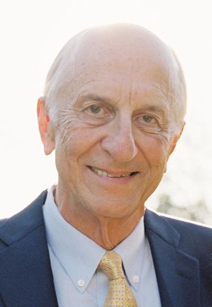 Thomas Edward Carski Profile Photo