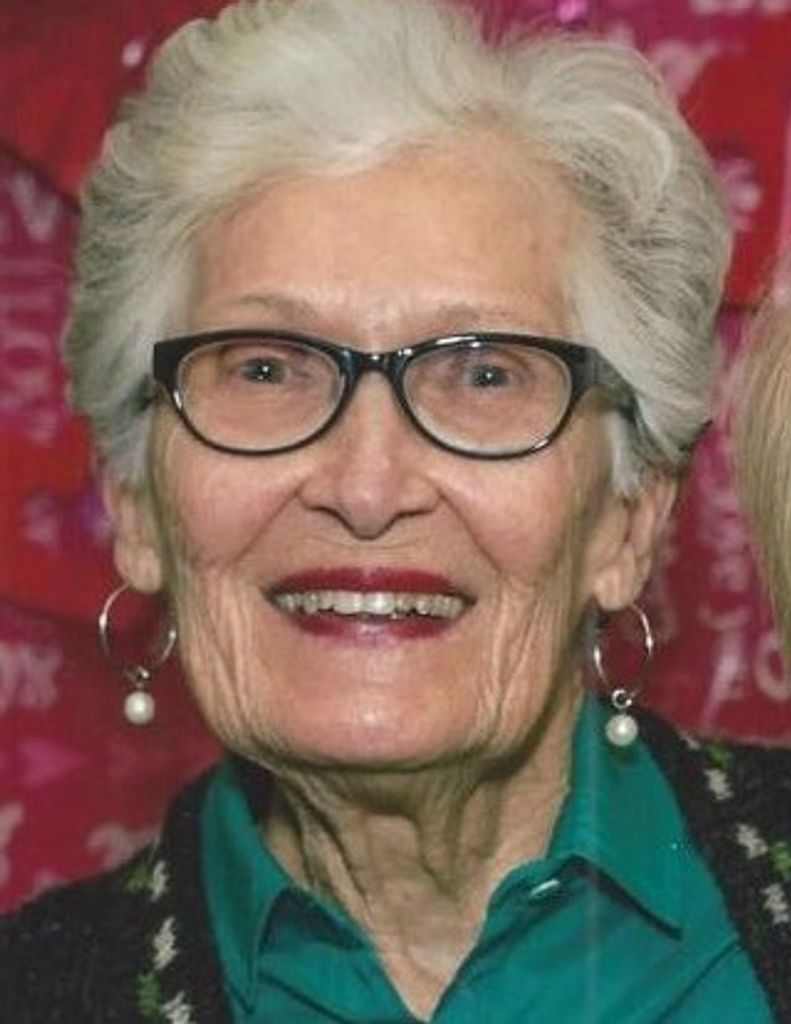 LaJuana Adelt