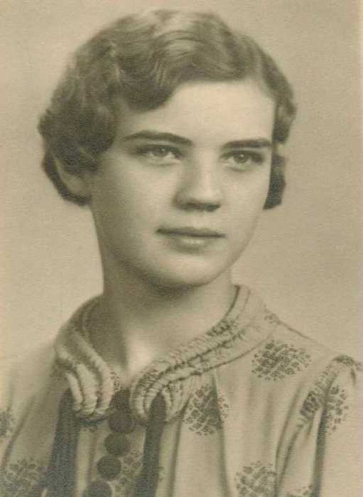 Helene Busman Profile Photo