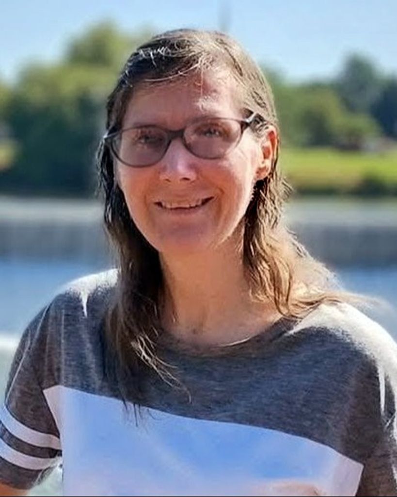 Amy Carlson Profile Photo