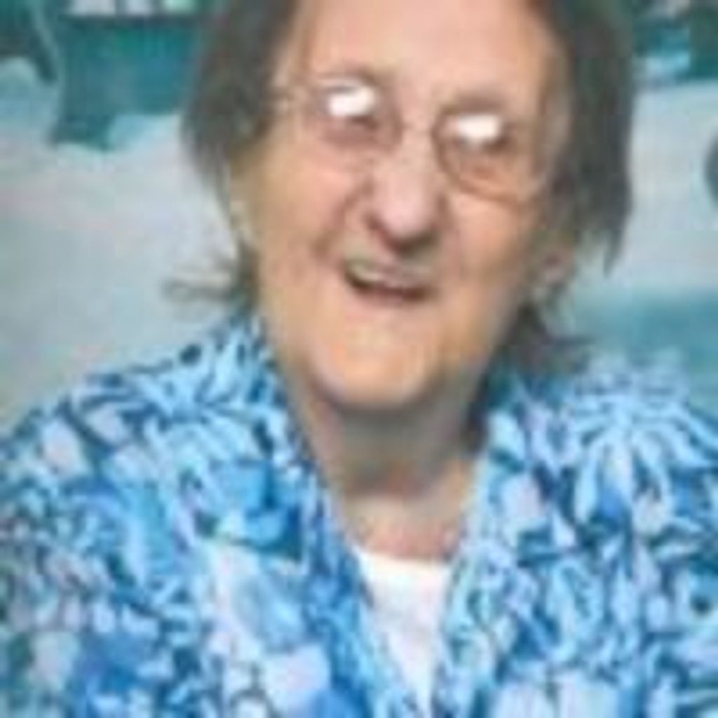 Gloria L Collins