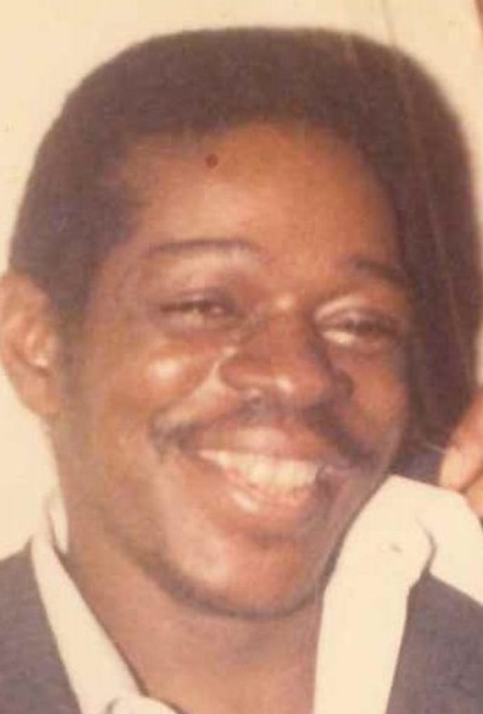 Bruce Elliott Sims Profile Photo