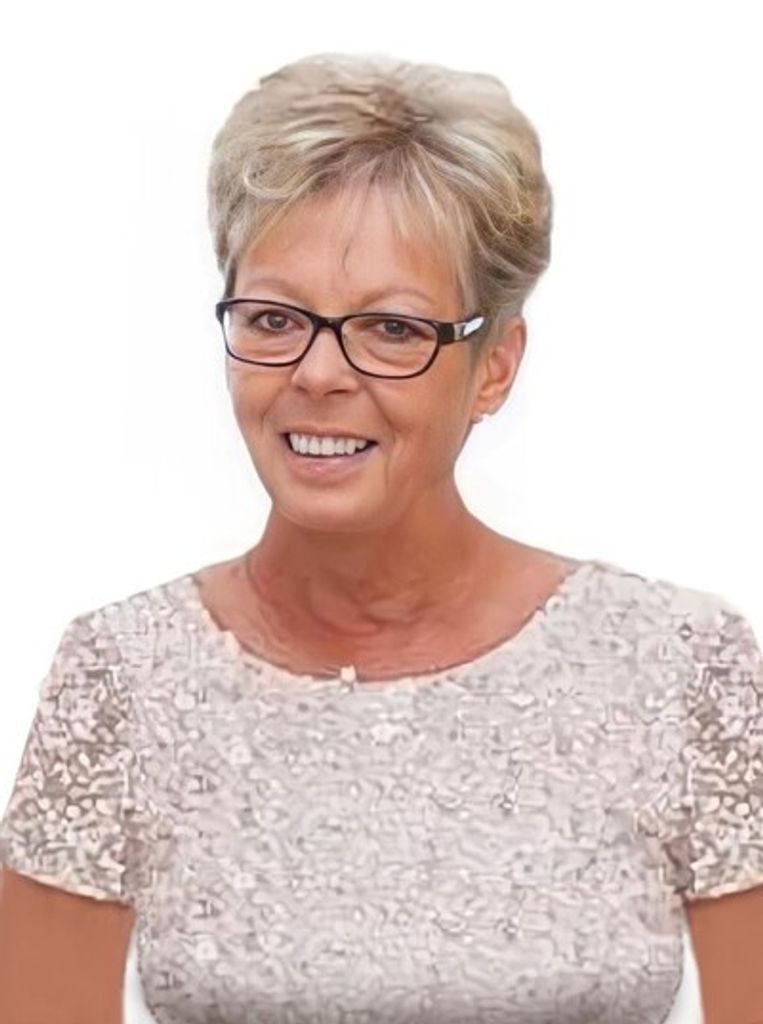 Loni Lou Luft Profile Photo