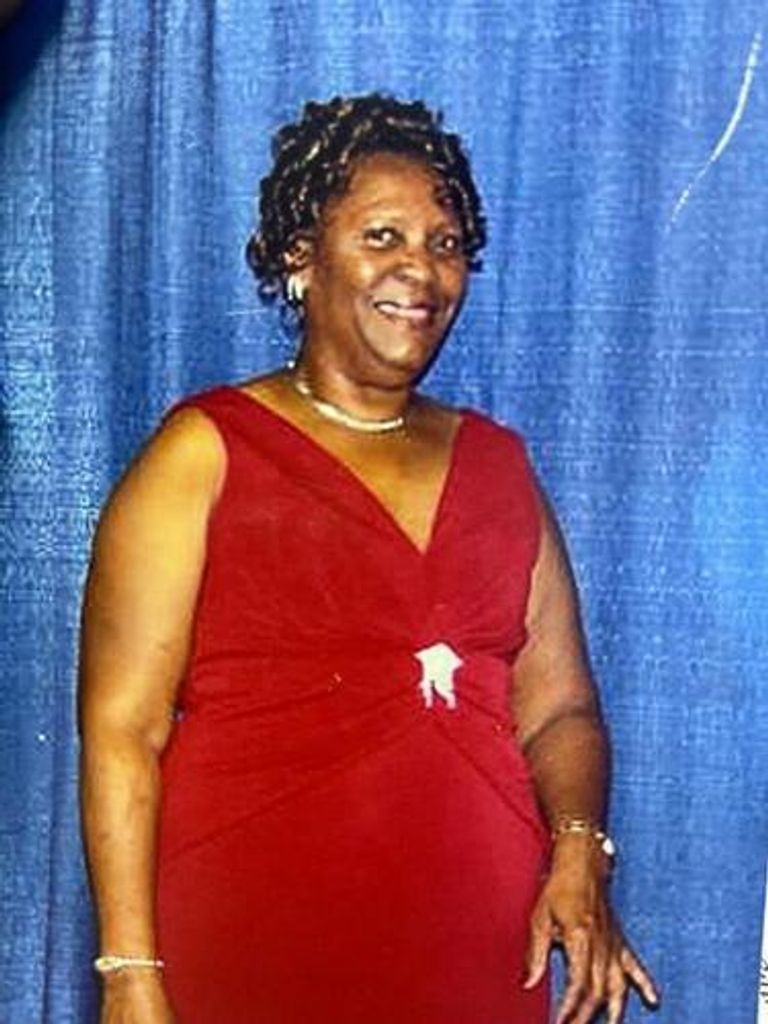 Elizabeth Relerford Profile Photo