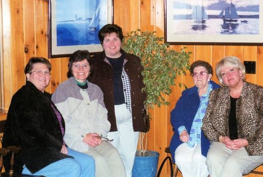 Phyllis Jordan photo gallery thumbnail 39 of 76