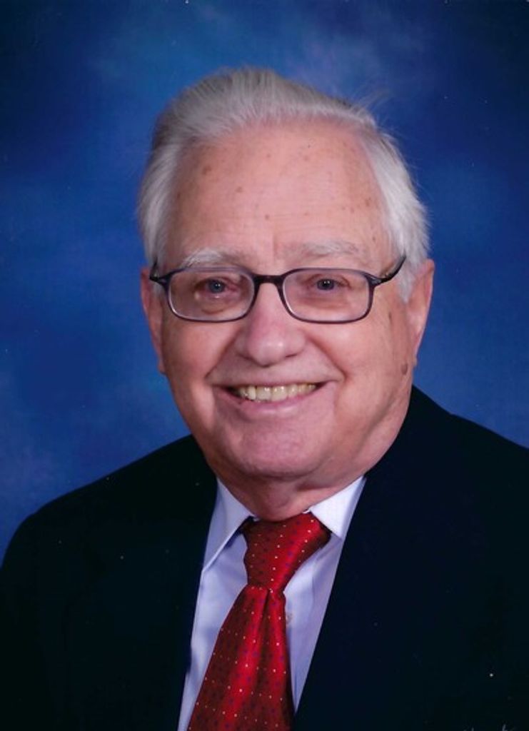Rev. Dr. Lloyd E. Shaw Profile Photo