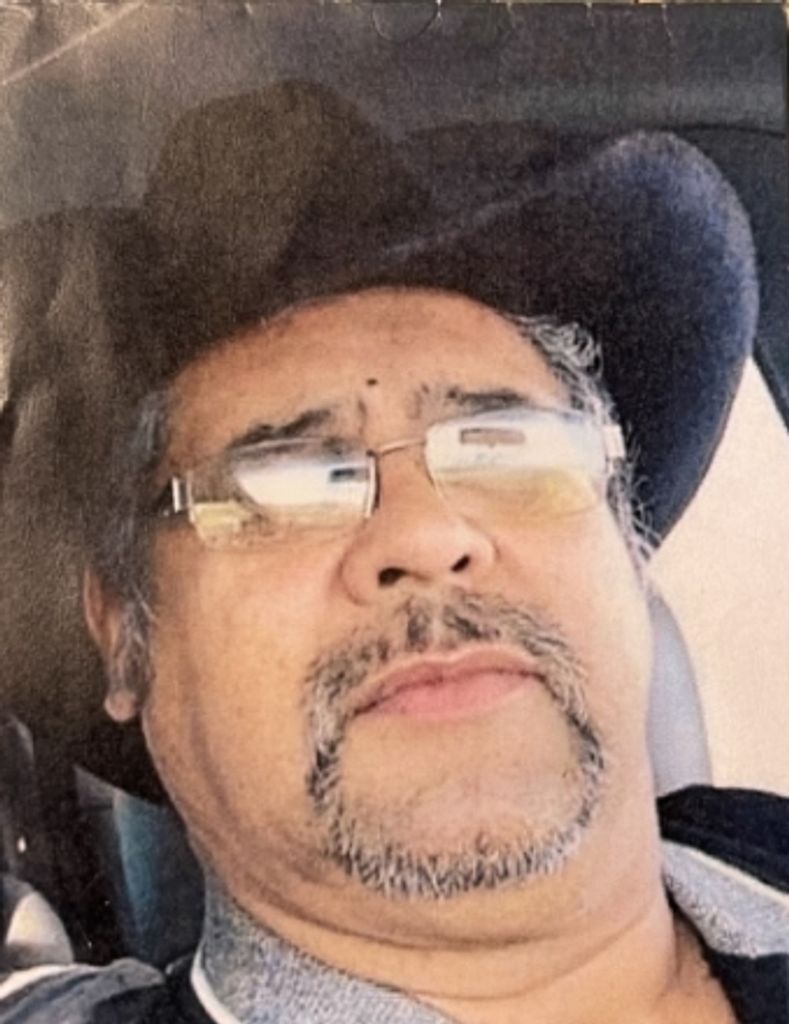Johnny  Martinez