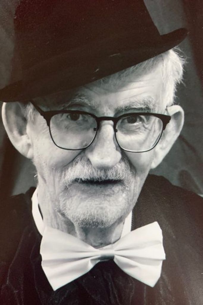 Everett Roy (Bud) Ekstrom