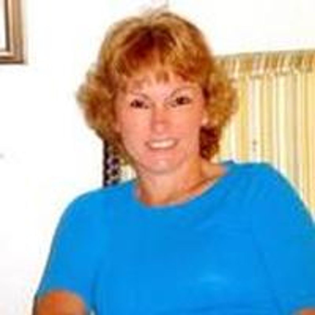 Suzanne Ellis Profile Photo