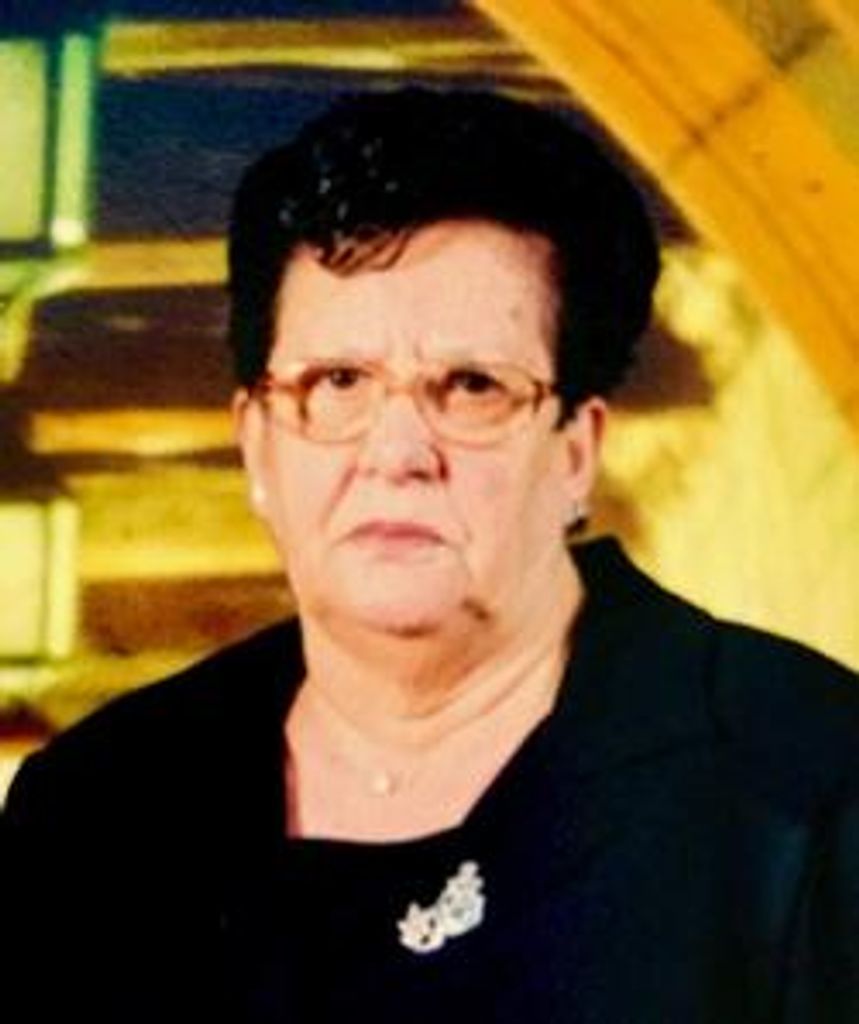Maria E. Pacheco
