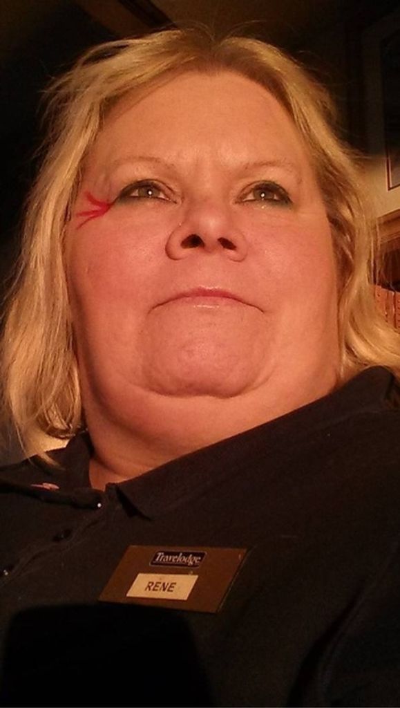 Deana R. Deras Profile Photo