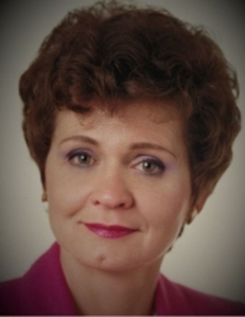 Elva Louise Crystal Profile Photo