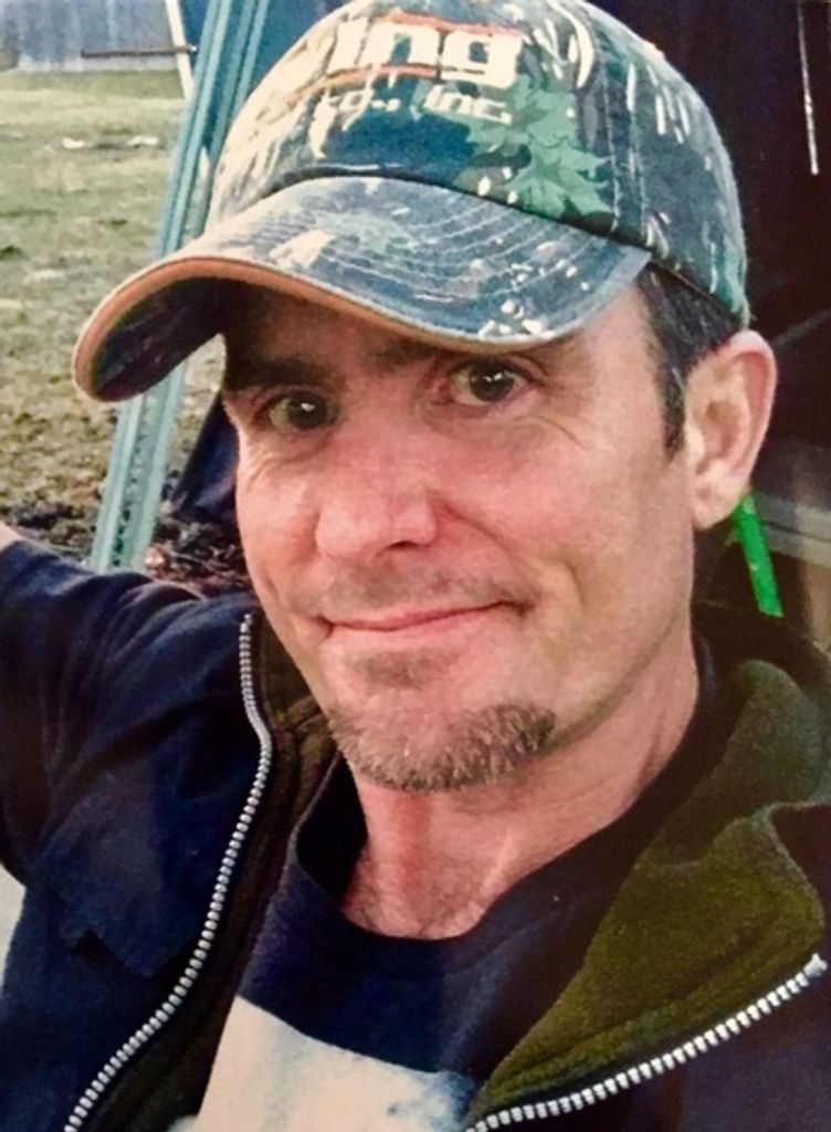 Aaron Travis York Profile Photo
