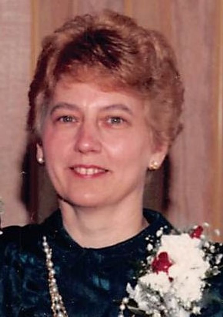 Eleanor M Gologram