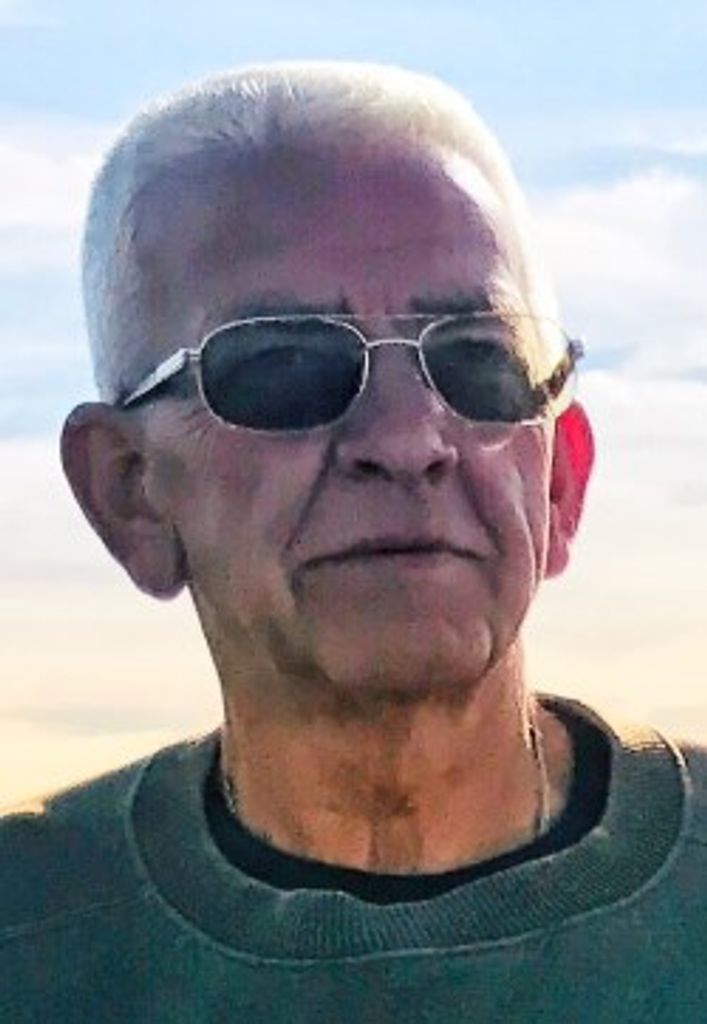 Daniel  L. Simmons Profile Photo