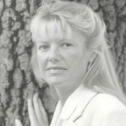 Doris Ann Smith photo gallery thumbnail 1 of 2