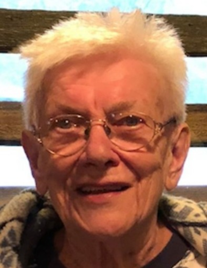 Regina Theresa (Nee Mylymuch) Pumpera Profile Photo