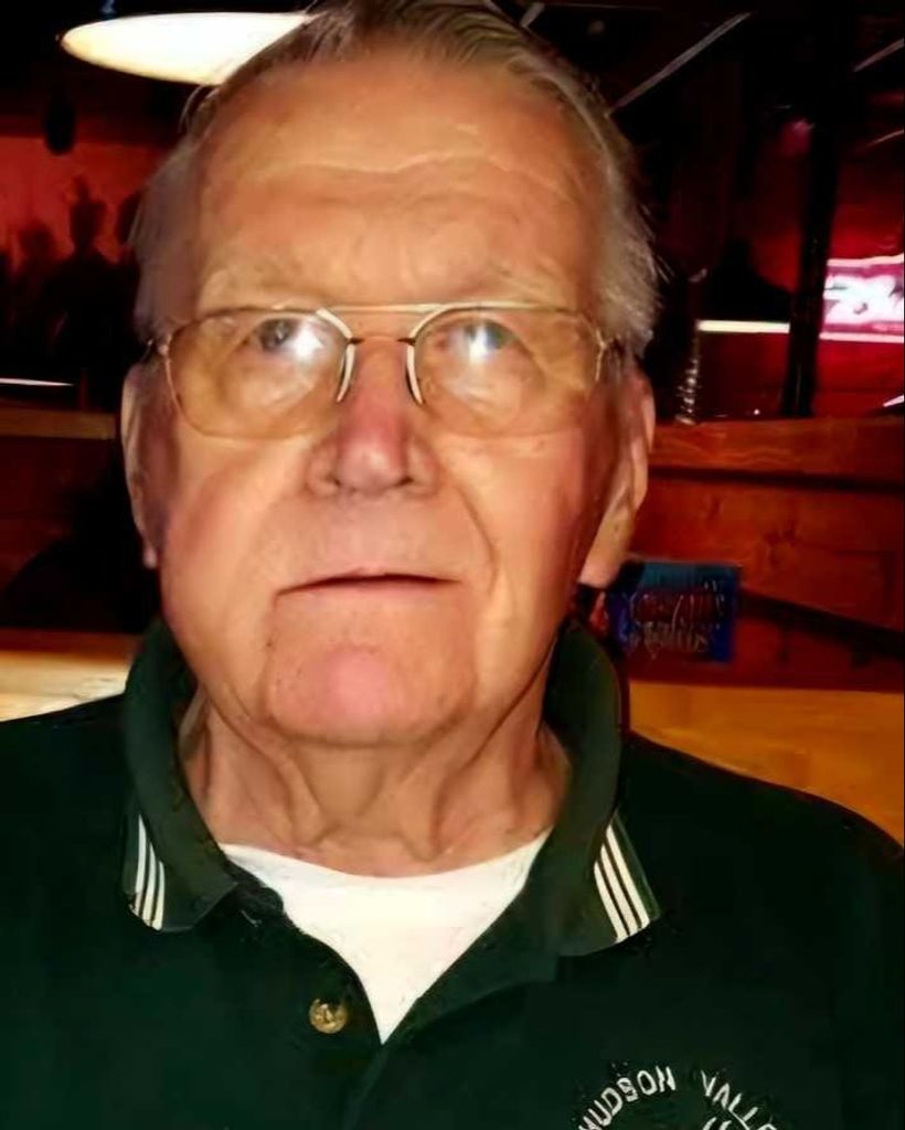Robert "Bob" Swanick