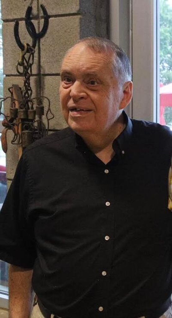 Wade Daniel Hampton Profile Photo