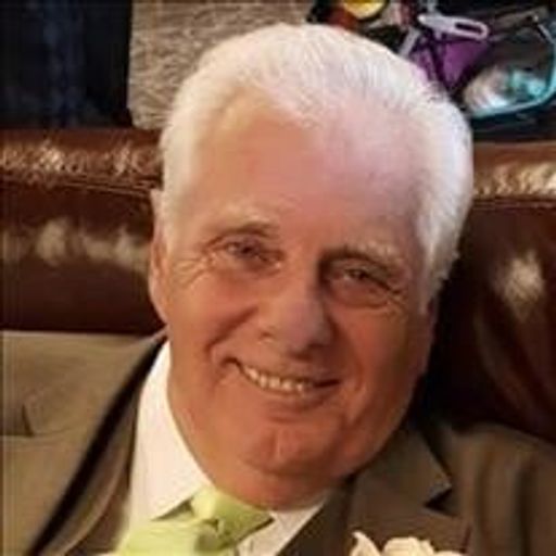 Robert Vincent Wolf Profile Photo