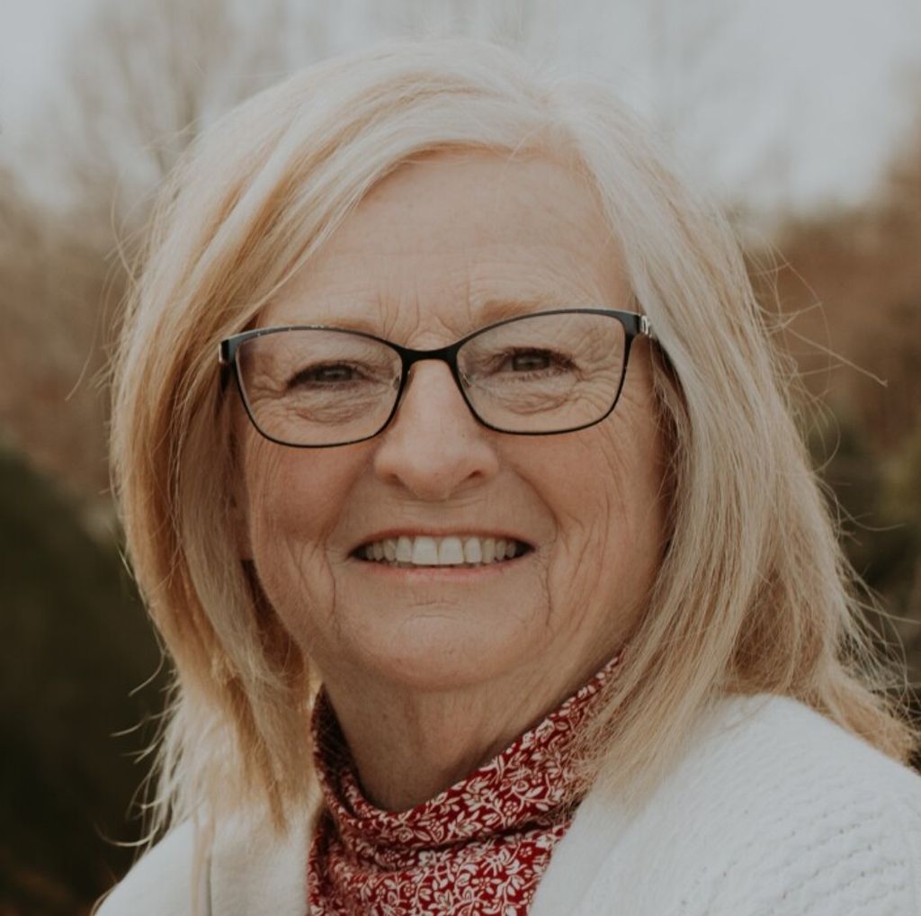 Louann (Hamilton)  Barnes