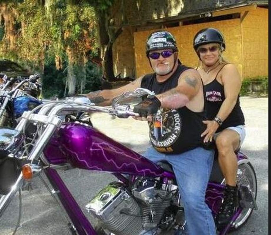 Johnny Eugene Carnline, Jr. Profile Photo