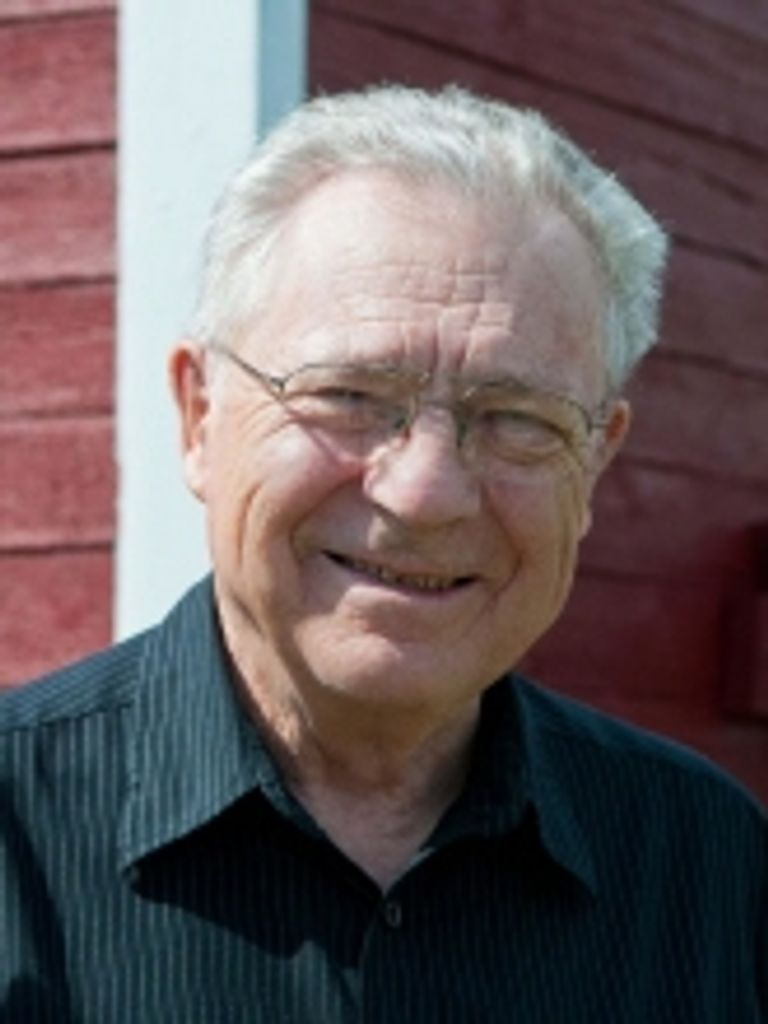 Reynold Lloyd Ratzlaff Profile Photo