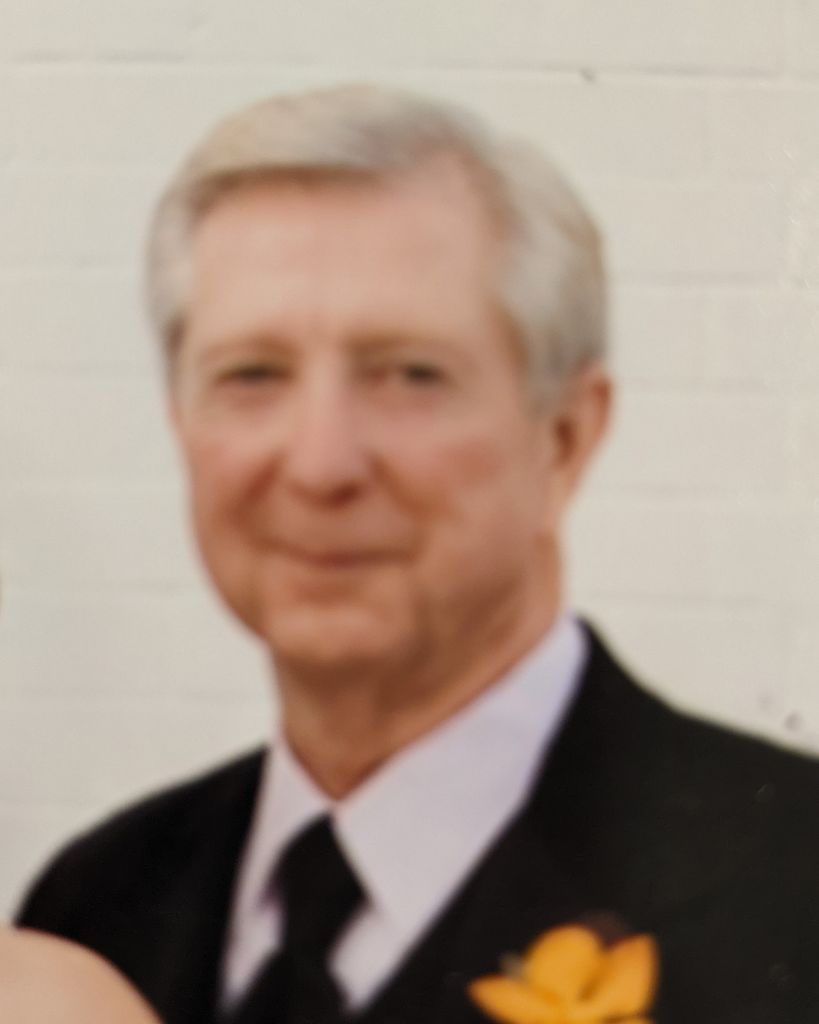 Dennis Shaw