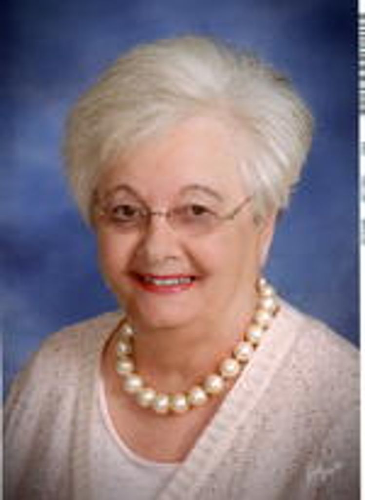 Linda Lou Strickland