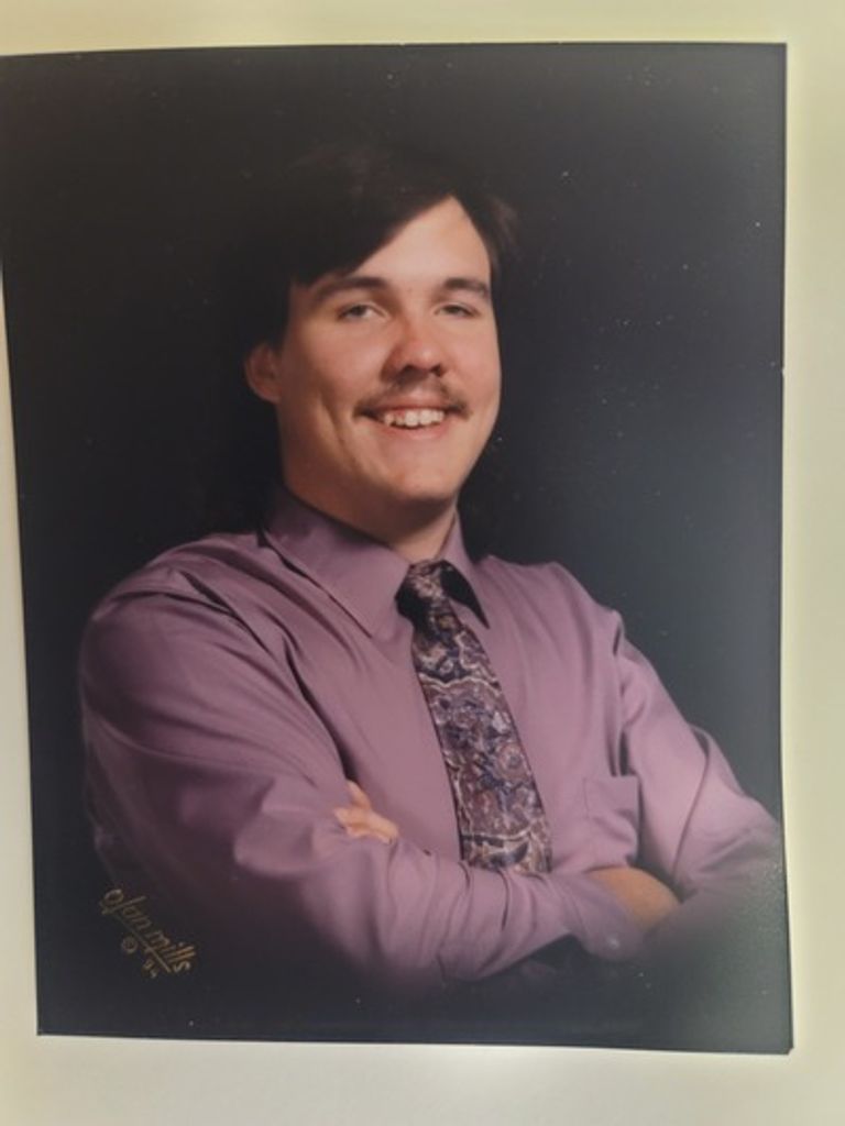 Christopher Bruce "Chris" Lee Profile Photo