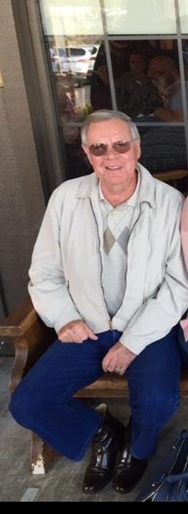 Broaddus Wayne Shively