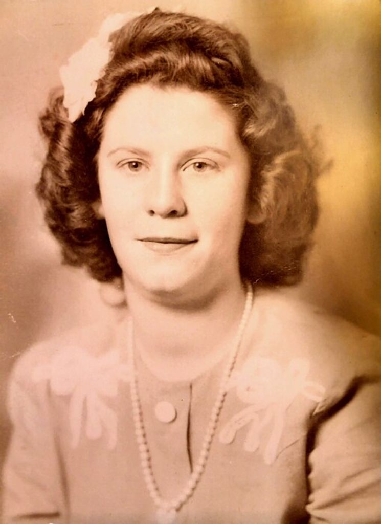 Helen (Stacey)  Fuchs Profile Photo