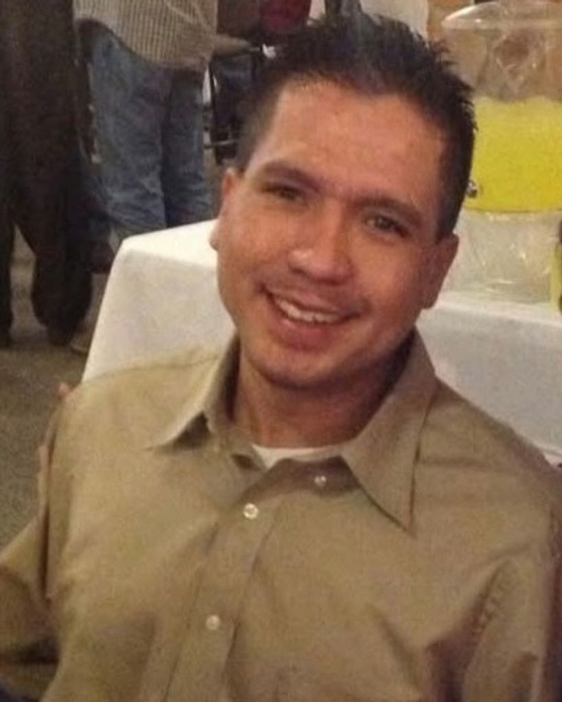 Manuel Antonio Alcaraz Profile Photo