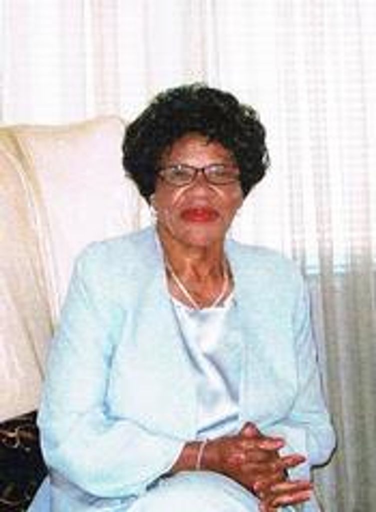 Nina Bea Sutton Jones Profile Photo
