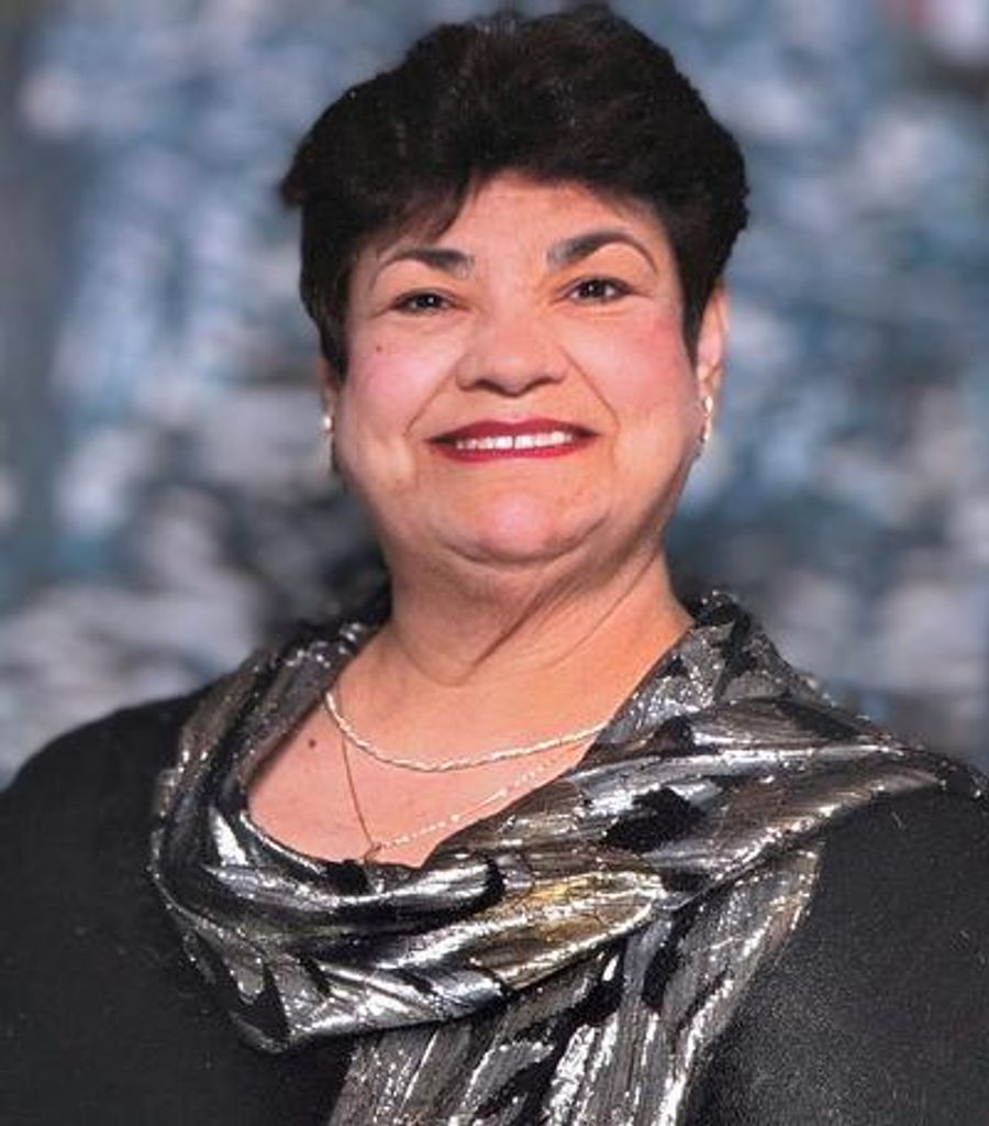 Ruth Pae'Z Flores Profile Photo