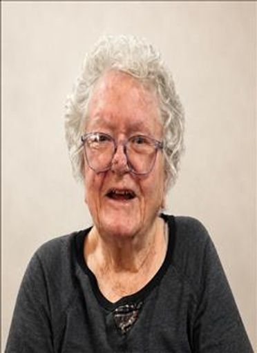 Omegia Lovonia Lee's obituary image