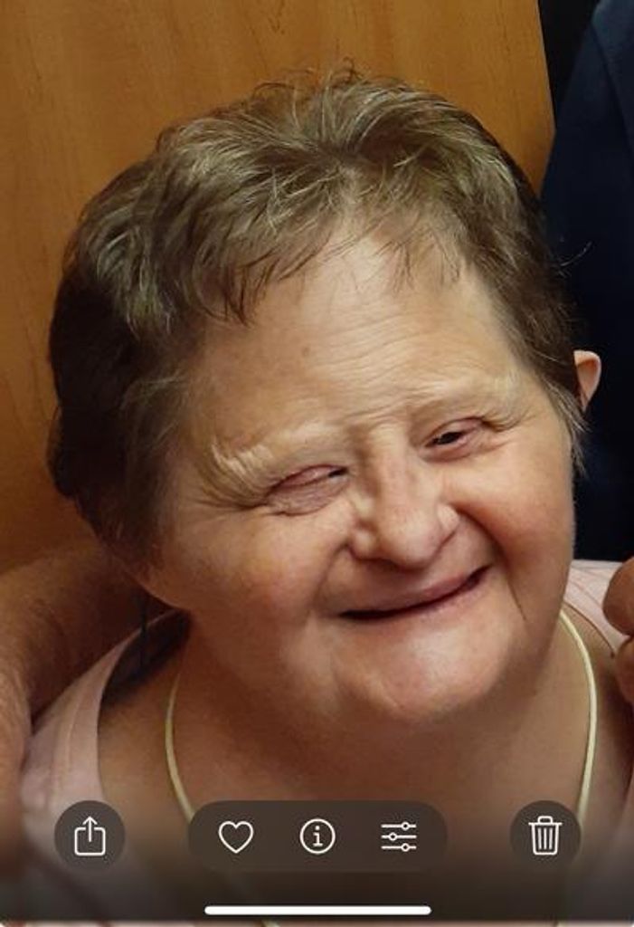 Kelly Ann Collins Profile Photo