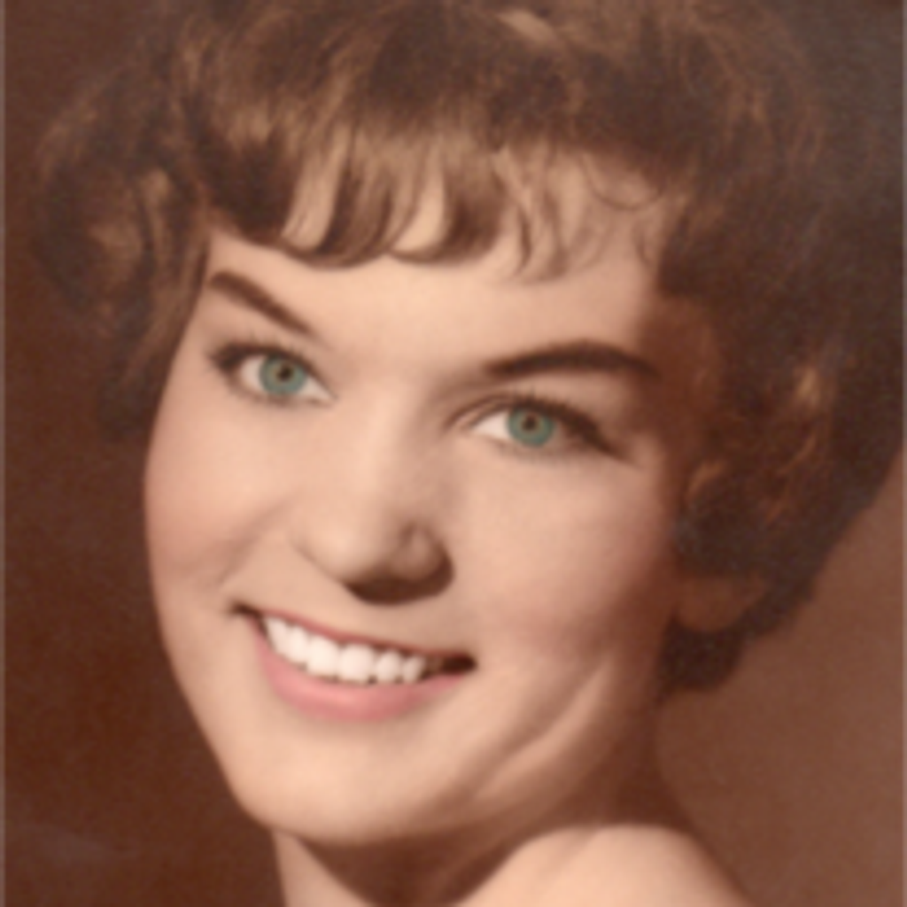 Lorraine Lobato