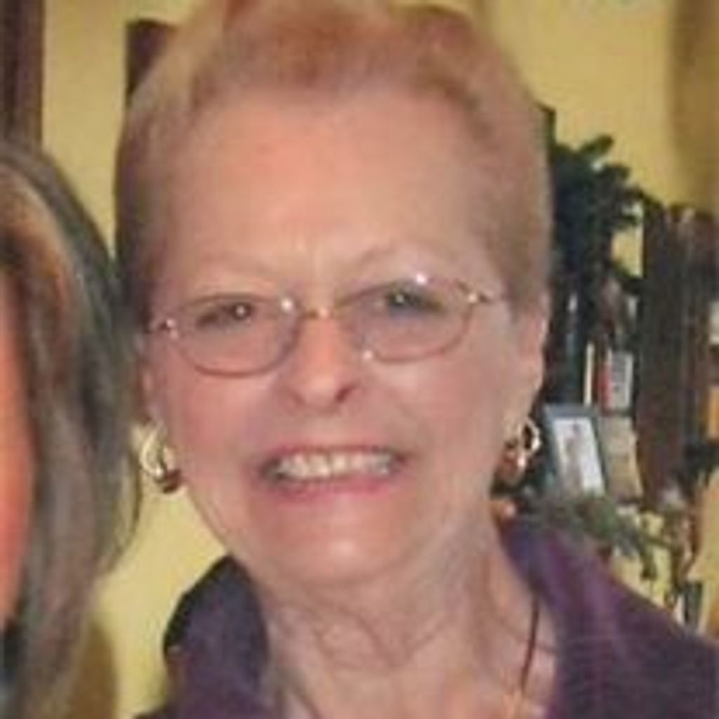 Patricia (Daudlin) Brodeur